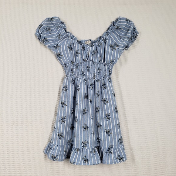 No Comment Other - No Comment Floral Striped Dress Girls 14 Blue Smocked Puff Sleeve Cottagecore